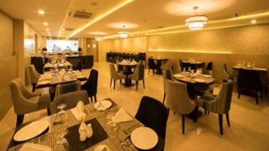 Ramada by Wyndham Chakrata Road Restaurant