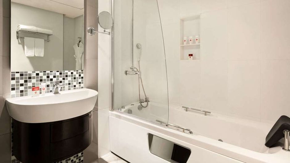 Wyndham Garden Manama Room