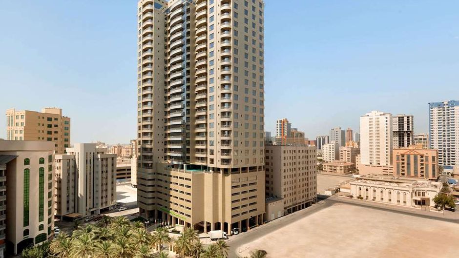 Wyndham Garden Manama Exterior