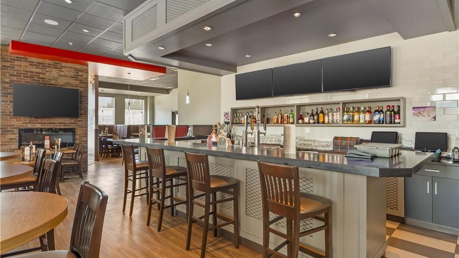 Best Western Plus Hinton Inn & Suites Restaurant