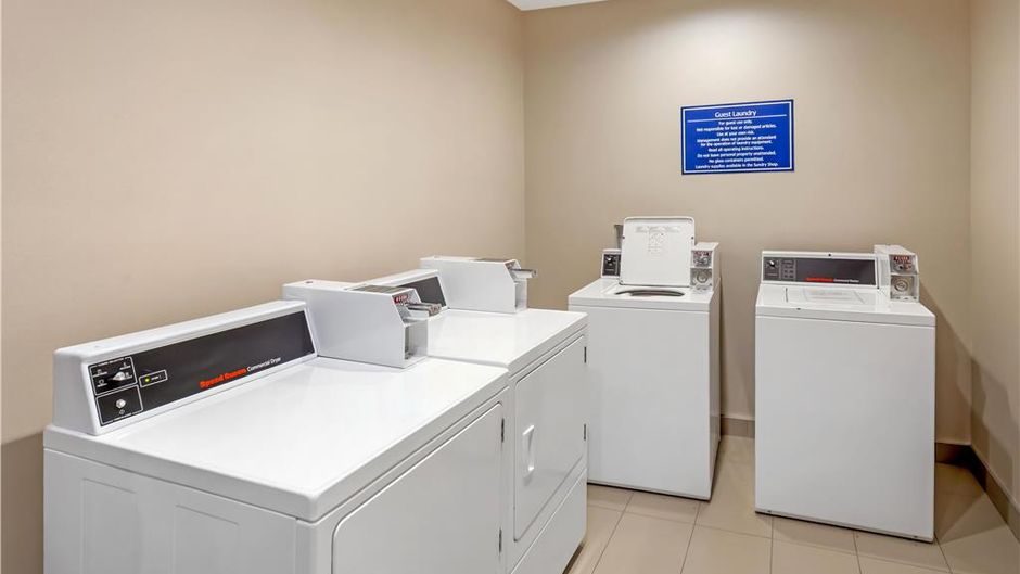 Best Western Plus Hinton Inn & Suites Other