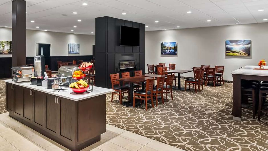 Best Western Plus Pitt Meadows Inn & Sts Restaurant