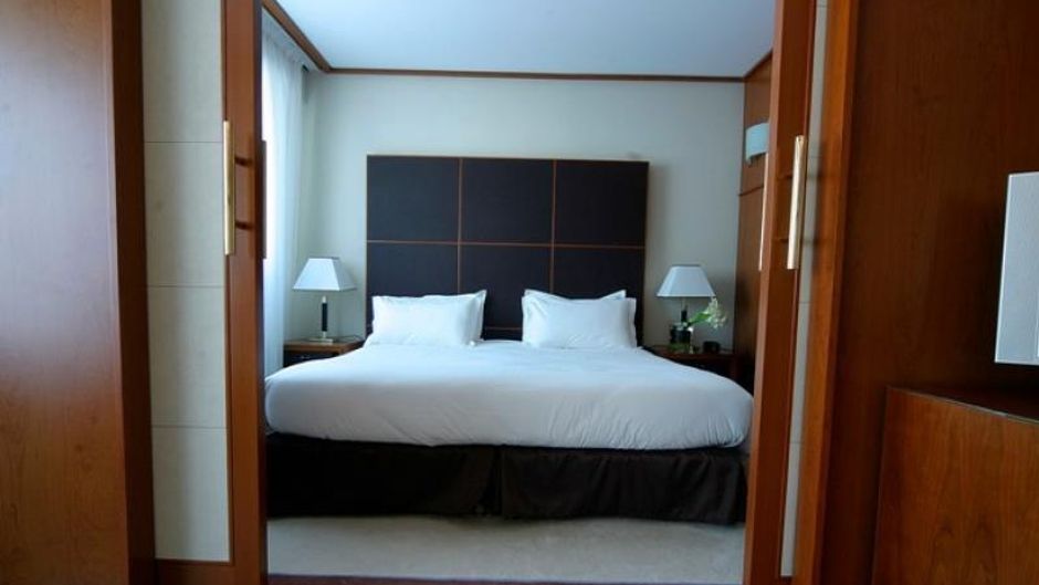 Goldstar Resort & Suites Room