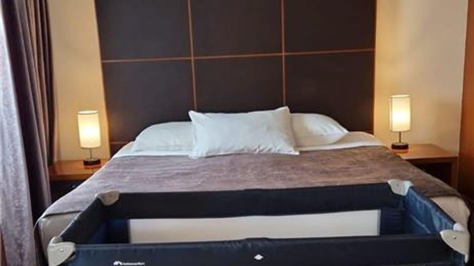 Goldstar Resort & Suites Room