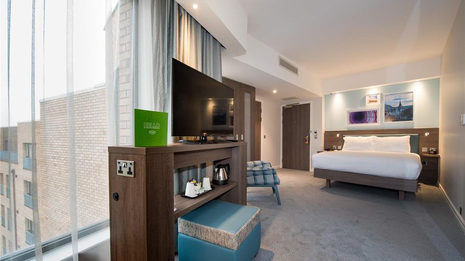 Hampton by Hilton Edinburgh West Room