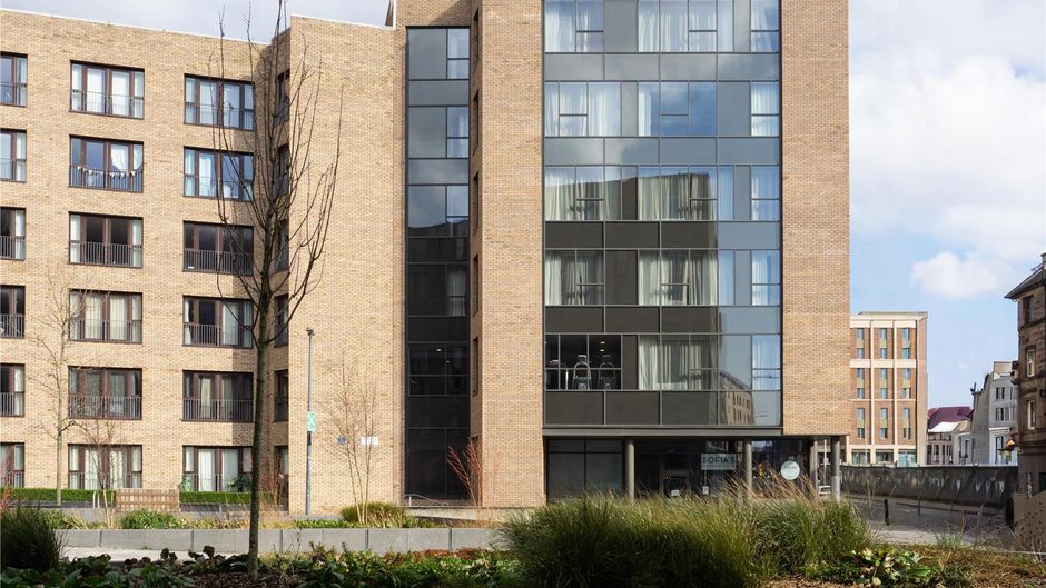 Hampton by Hilton Edinburgh West Exterior