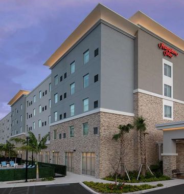 Hampton Inn Miami Airport East