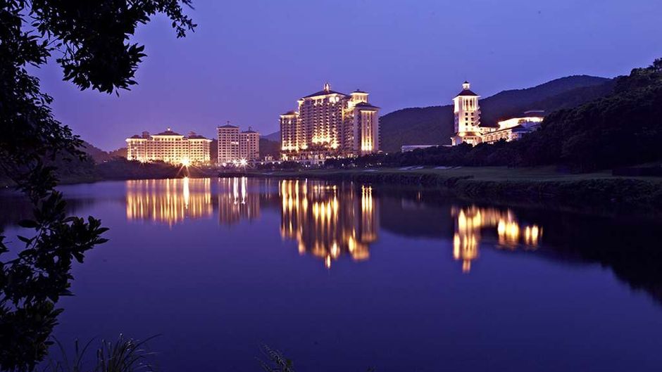 Mission Hills Hotel Dongguan Exterior