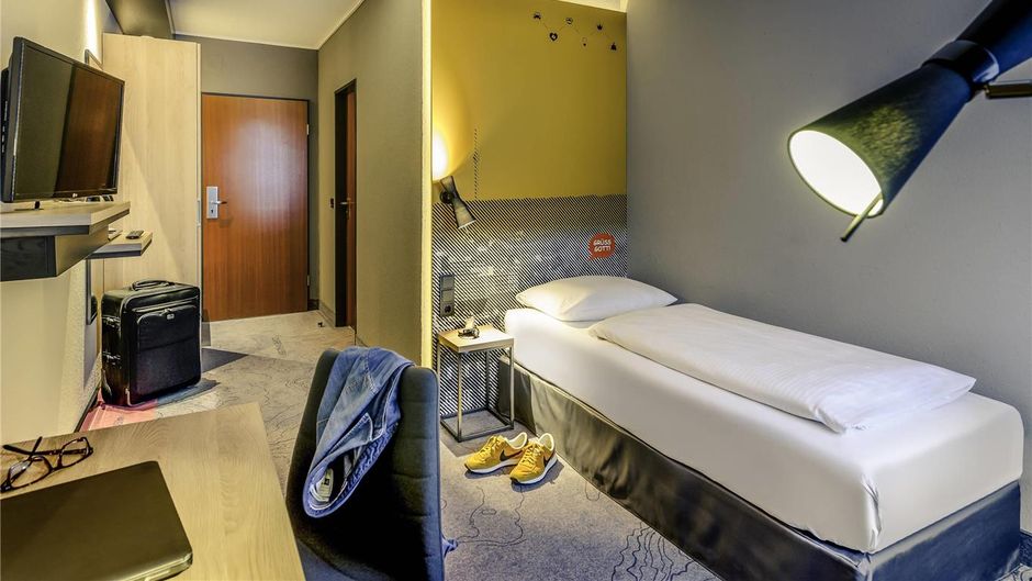 Mercure Hotel Stuttgart Zuffenhausen Room