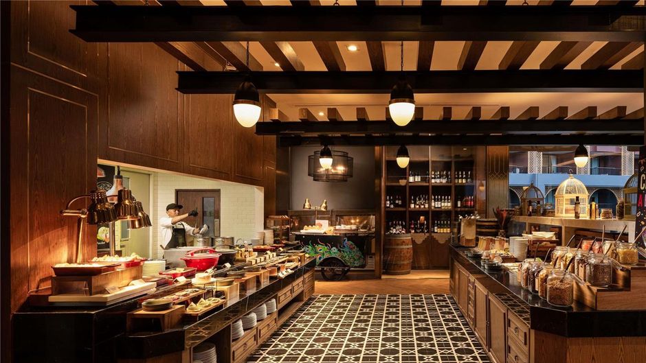 Avista Grande Phuket Karon Restaurant