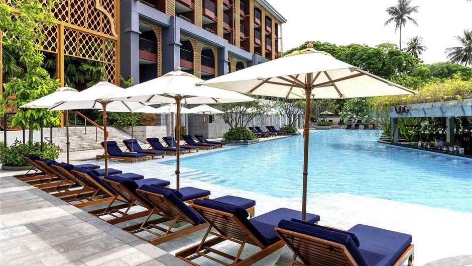 Avista Grande Phuket Karon Pool