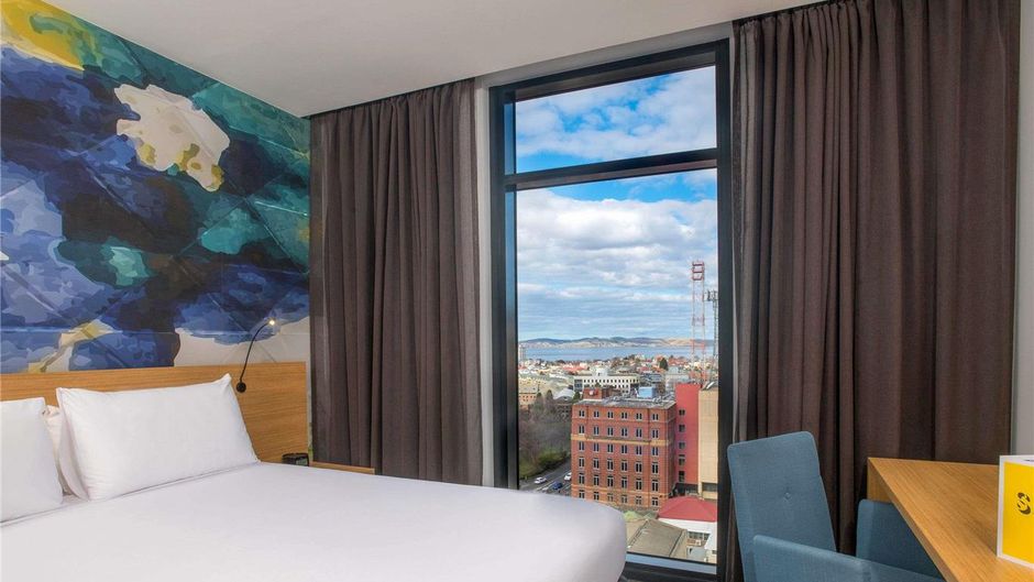Ibis Styles Hobart Hotel Room