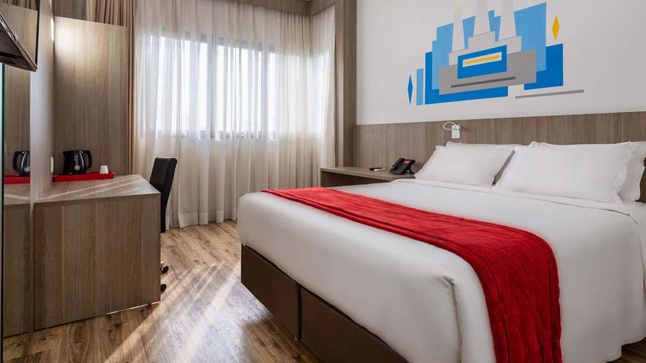 Ramada Encore By Wyndham Osasco Room