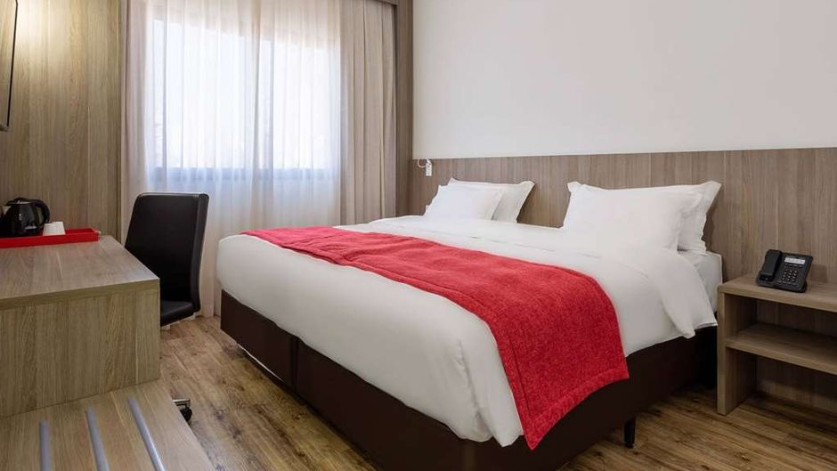 Ramada Encore By Wyndham Osasco Room