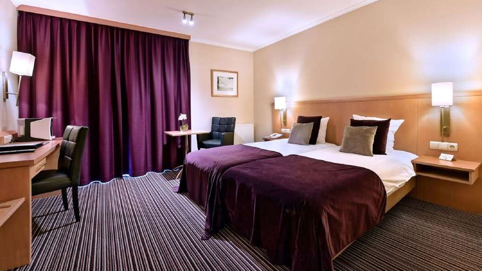 Hotel Charleroi Airport Room
