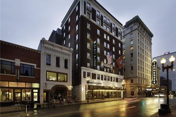 Hyatt Place Knoxville Downtown