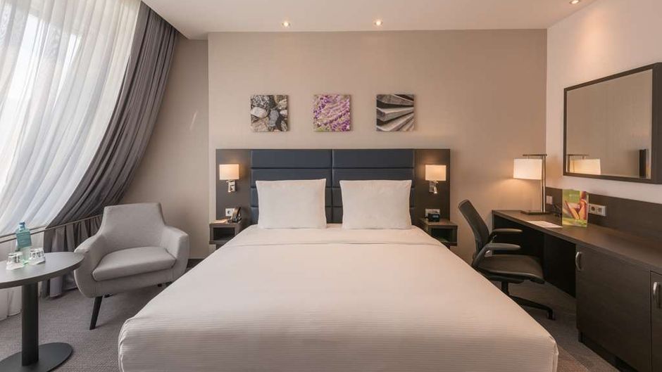 Hilton Garden Inn Frankfurt City Centre Room