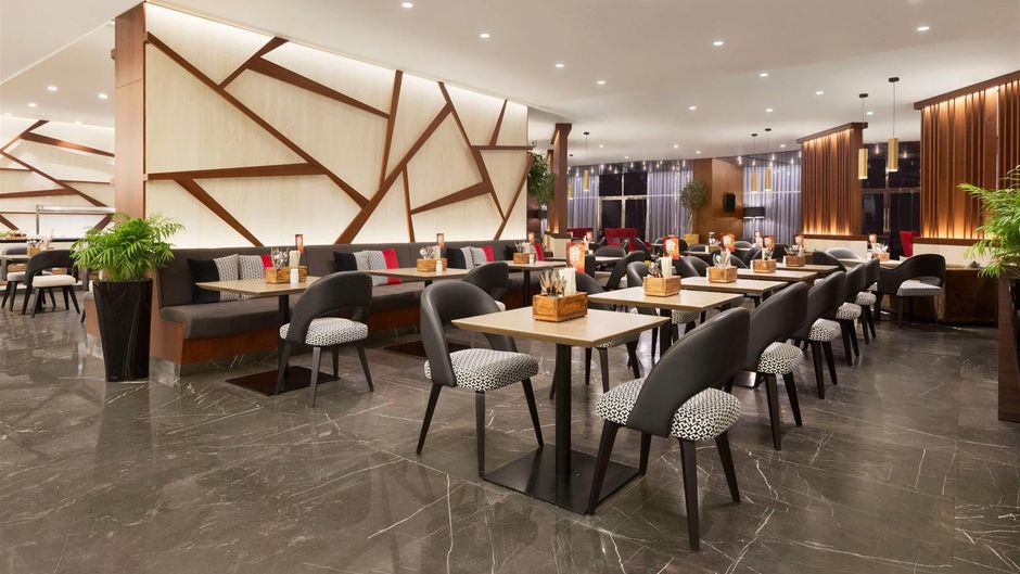 TRYP by Wyndham Dubai Restaurant
