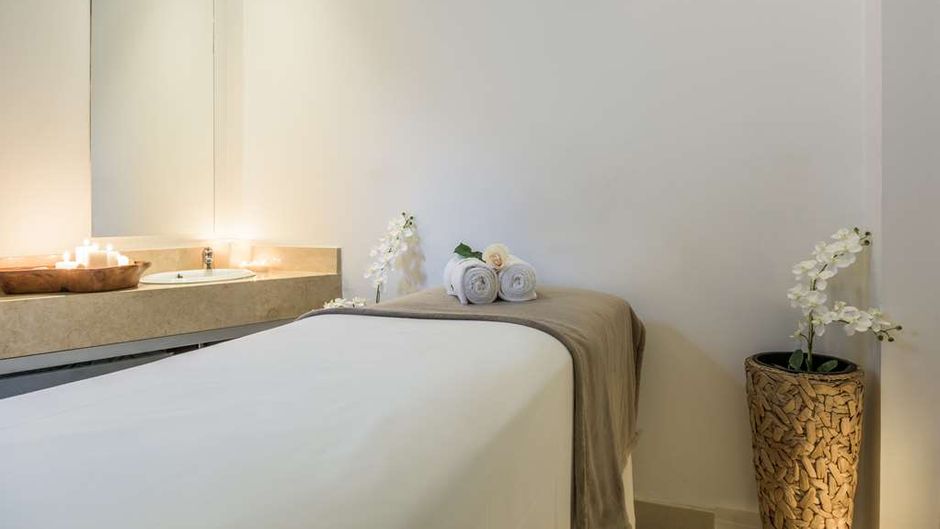 NH Bogota Pavillon Royal Spa
