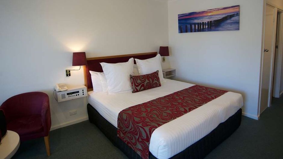 SureStay by BW The Clarence on Melville Room