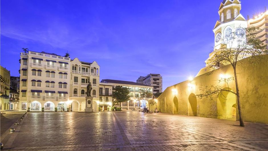 NH Cartagena Urban Royal Exterior