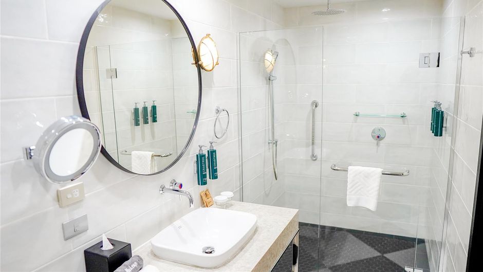 DoubleTree by Hilton Wellington Room