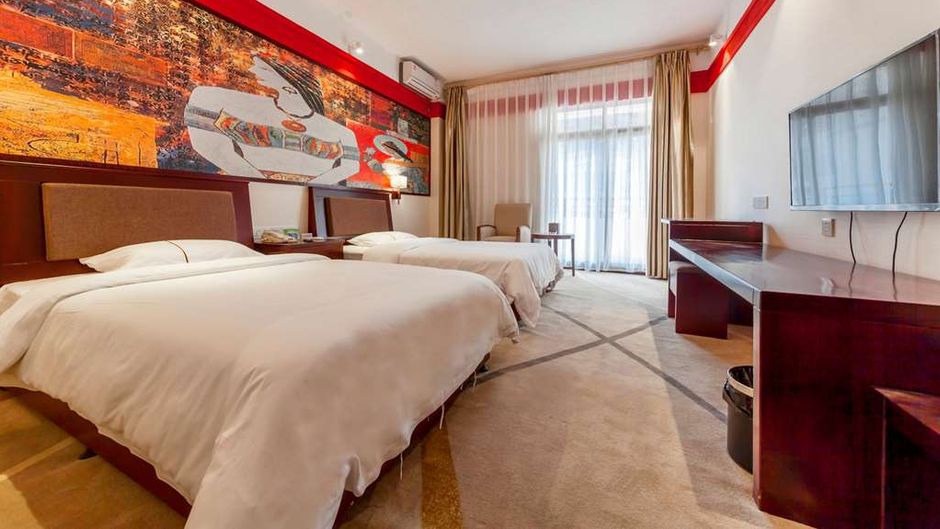 Ramada Encore Daocheng Yading Room