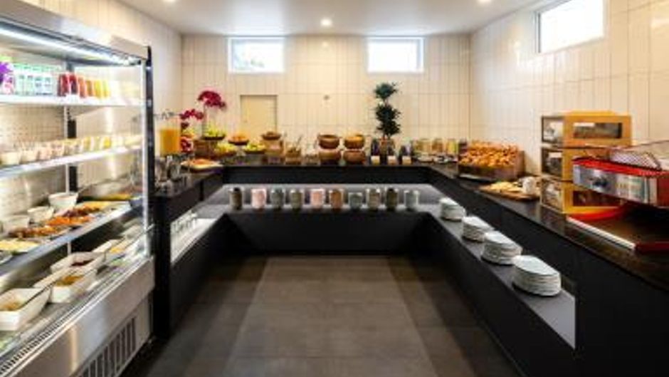 Commodore Airport Hotel Restaurant