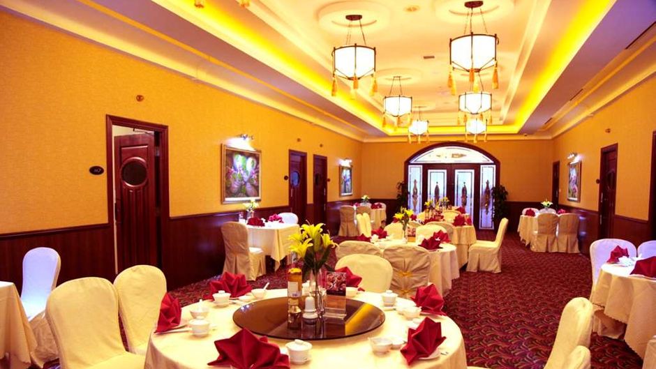 Fortuna Hotel Restaurant