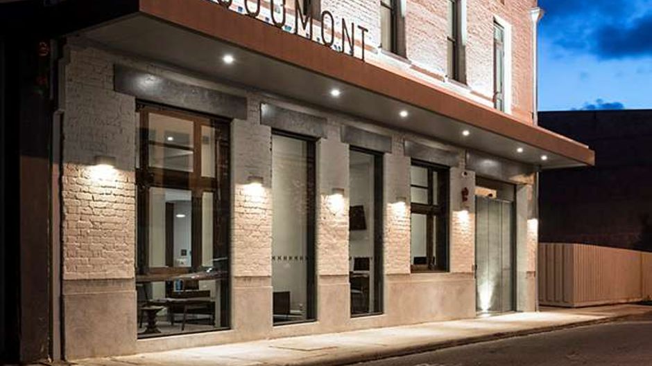 Hougoumont Hotel Exterior