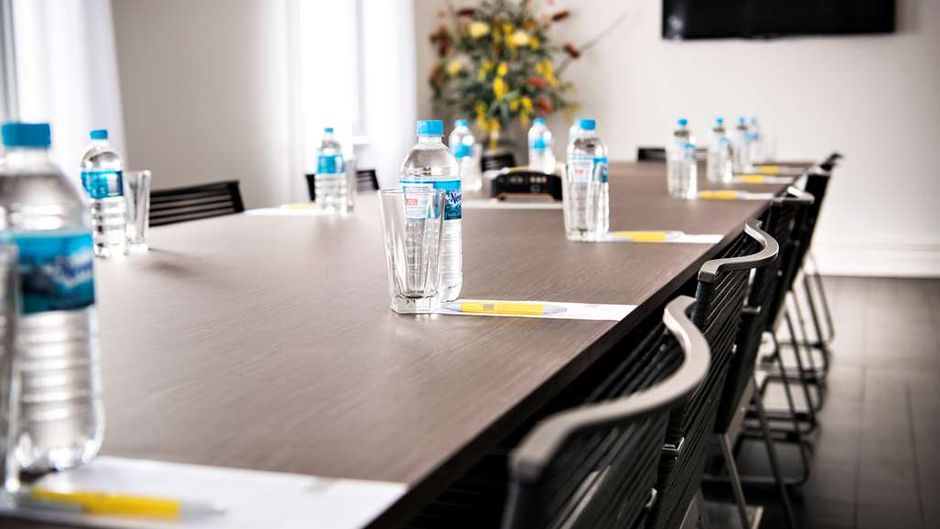 Hougoumont Hotel Meeting