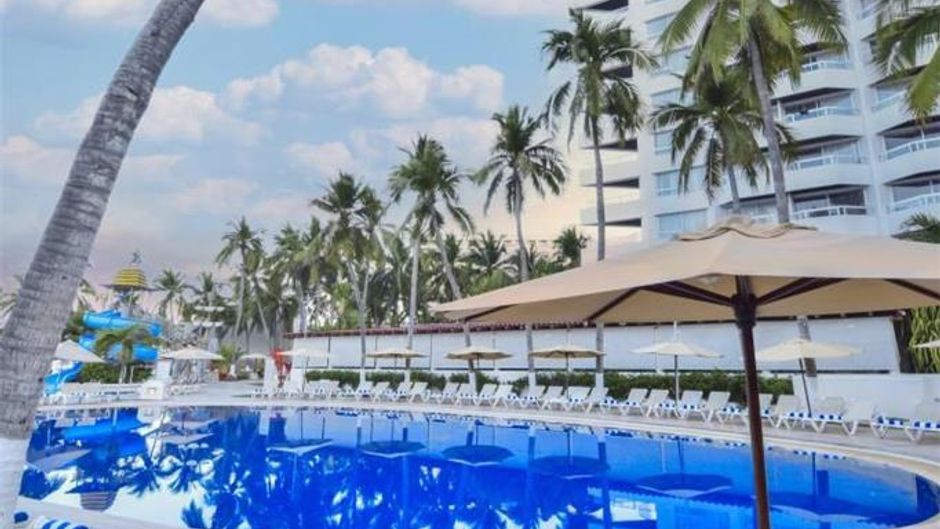 Krystal Ixtapa Pool
