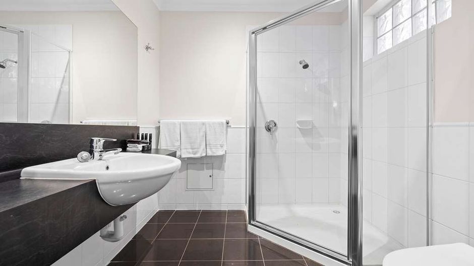 Lake Inn Ballarat Room