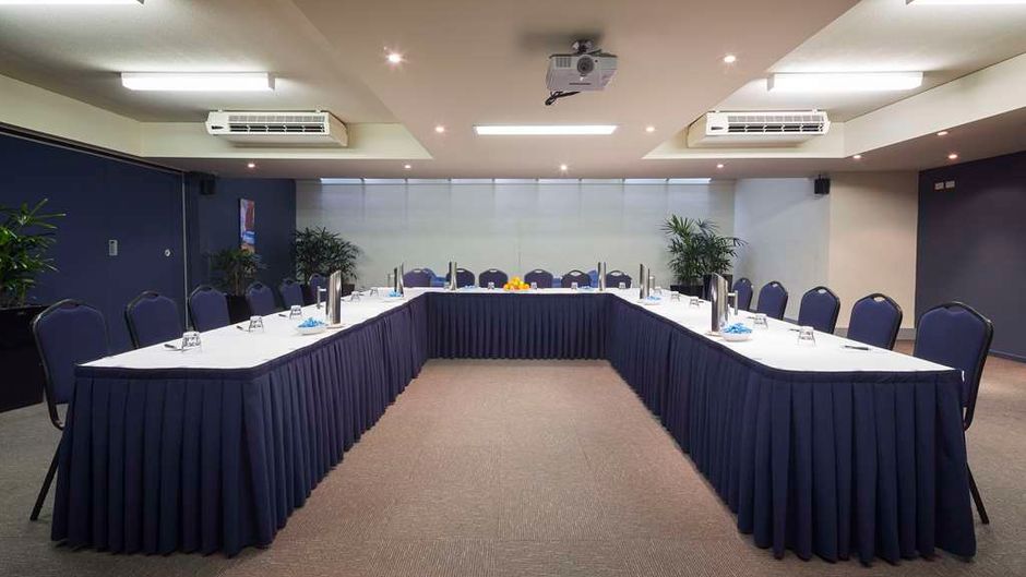 Best Western Plus Canberra Central Apart Meeting