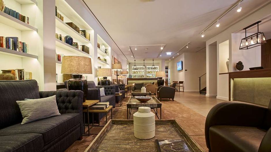 PortoBay Marques Hotel Lobby