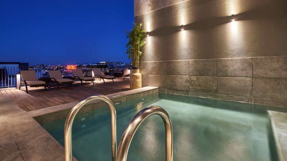 PortoBay Marques Hotel Pool