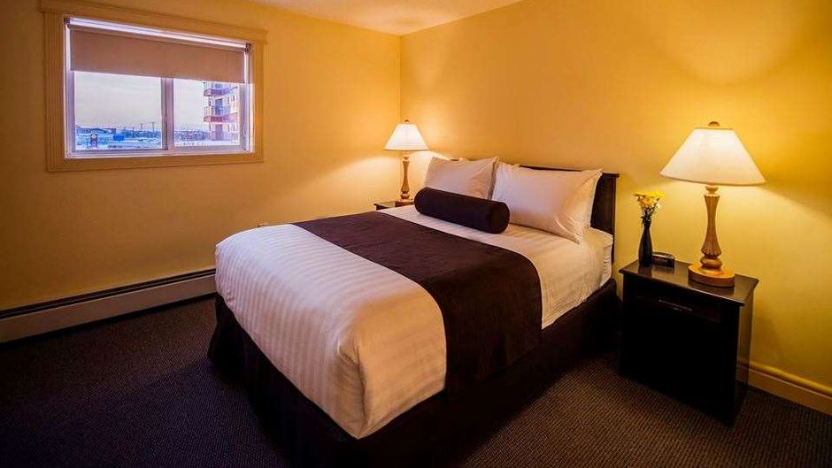 Stanton Suites Hotel Room