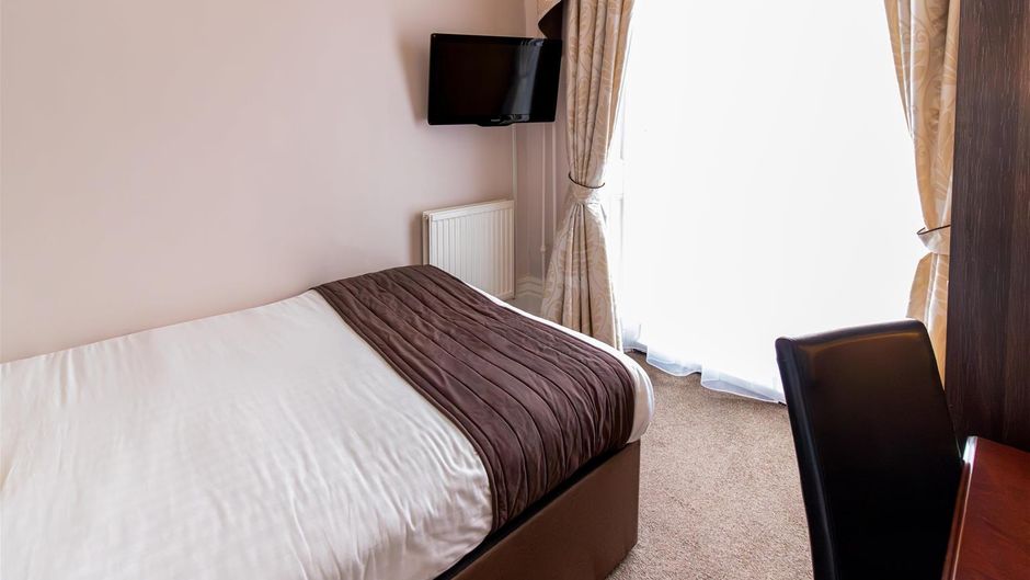 The Palace Hotel, Buxton Room
