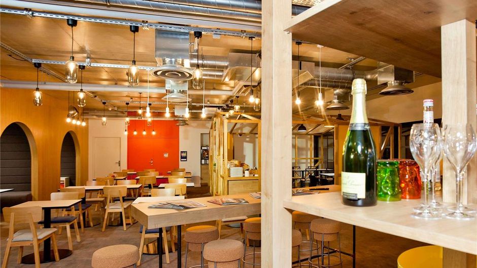 Ibis Styles Chalons Centre Exterior