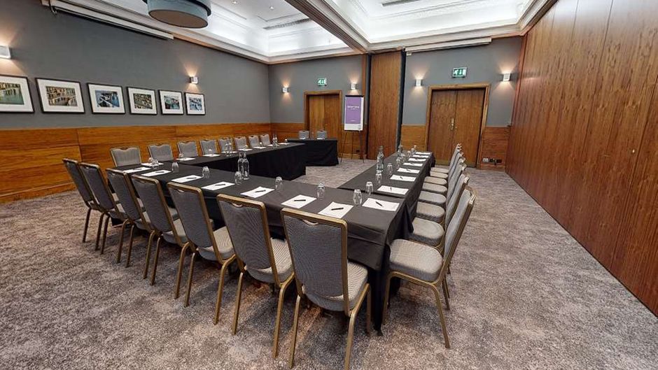 Village Hotel Chester St Davids Meeting