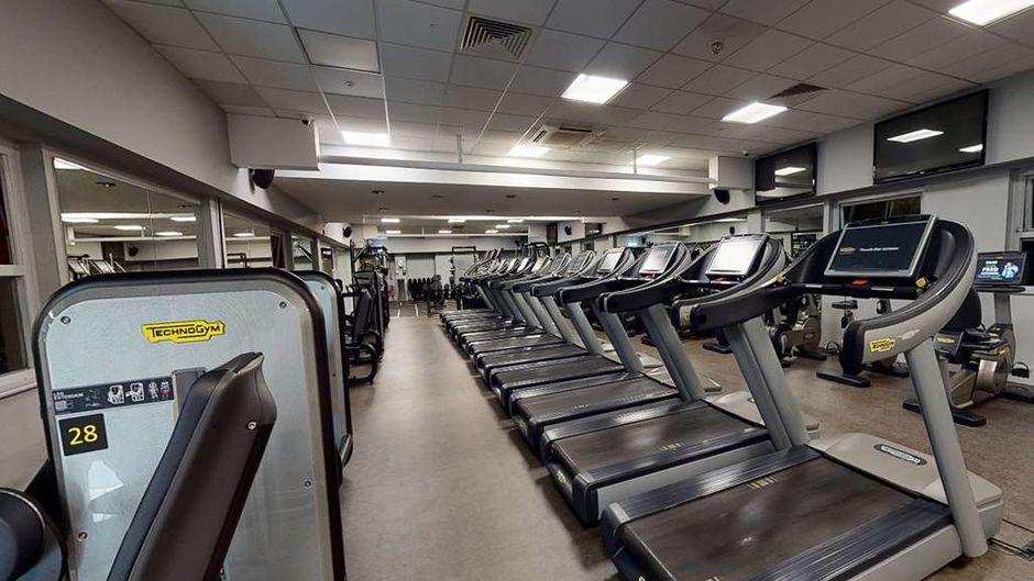 Village Hotel Chester St Davids Health