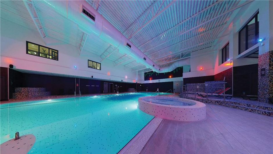 Village Hotel Coventry Pool
