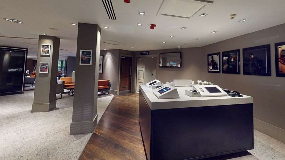 Village Hotel Swindon Lobby