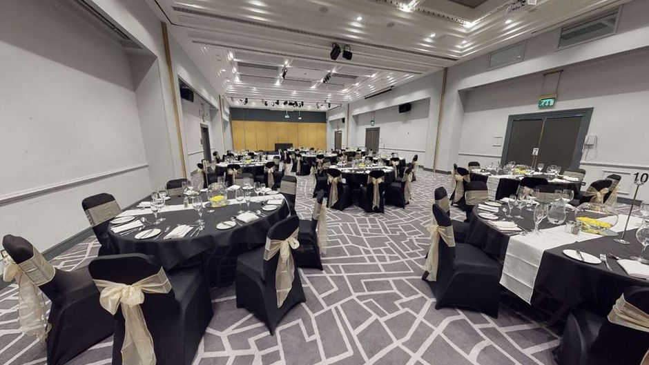 Village Hotel Swindon Meeting