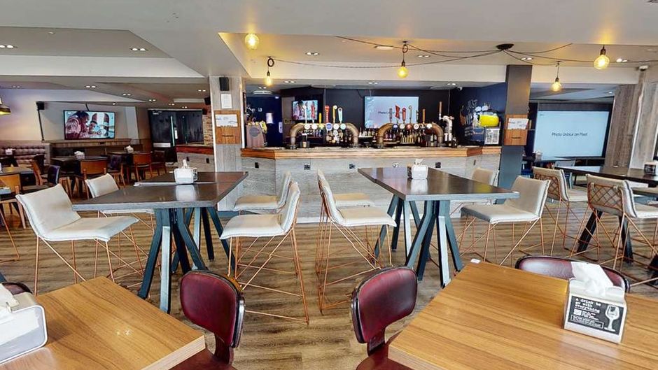 Village Hotel Swansea Restaurant
