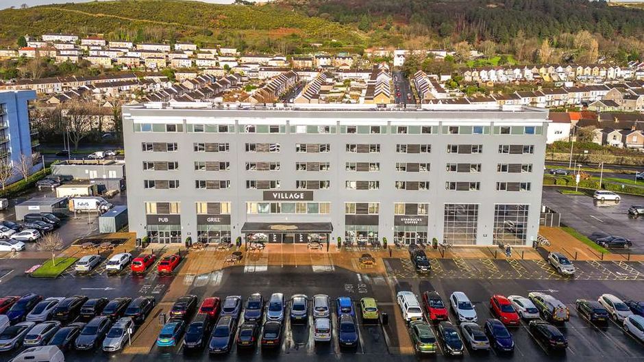 Village Hotel Swansea Exterior