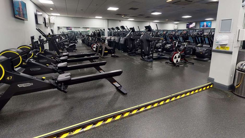 Village Hotel Liverpool Health