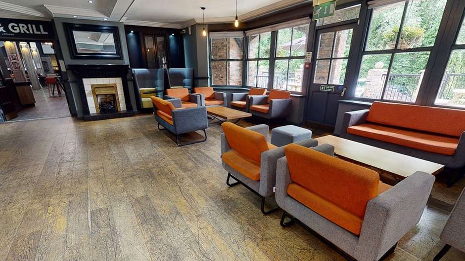 Village Hotel Liverpool Lobby