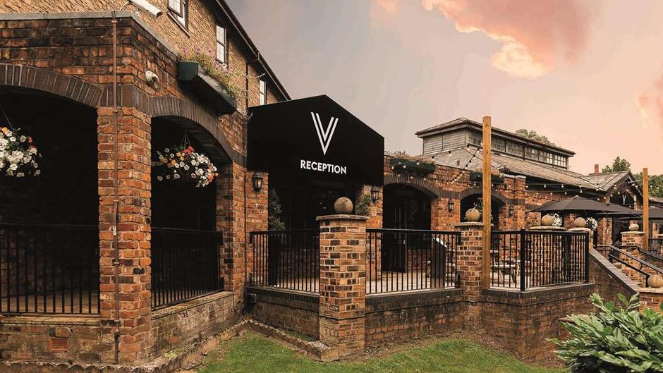 Village Hotel Liverpool Exterior
