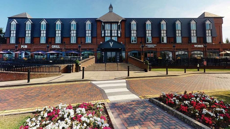 Village Hotel Nottingham Exterior